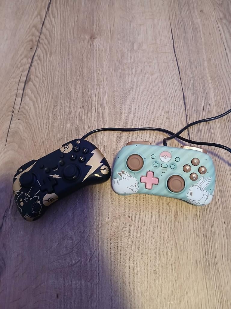 Nintendo Switch controllers (2 stuks), Spelcomputers en Games, Spelcomputers | Nintendo Switch, Ophalen of Verzenden