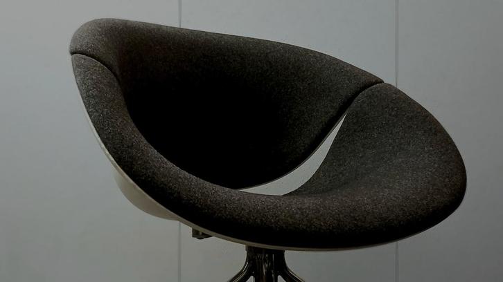 Maxdesign So Happy Chairs van Marco Maran, Huis en Inrichting, Stoelen, Zo goed als nieuw, Eén, Kunststof, Metaal, Stof, Grijs