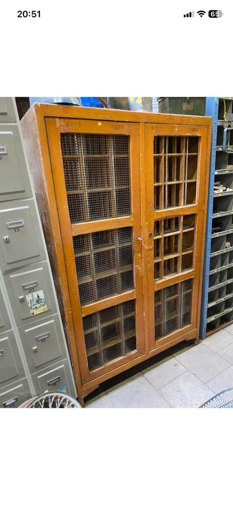 Houten gaaslocker industrieel stoere kast wijnrek etc, Ophalen, Zo goed als nieuw