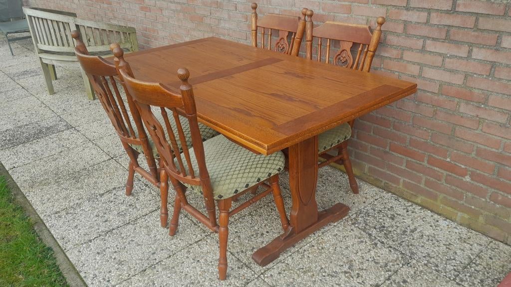 Langwerpige eettafel uitschuifbaar, eventueel met stoelen, Ophalen, Gebruikt, Retro, 4 tot 6 stoelen