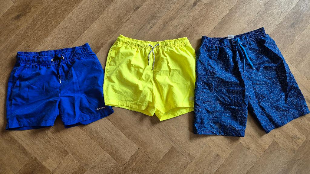 3 zwembroeken maat 170, Kinderen en Baby's, Kinderkleding | Maat 170, Gebruikt, Sport- of Zwemkleding, Ophalen of Verzenden, Icepeak