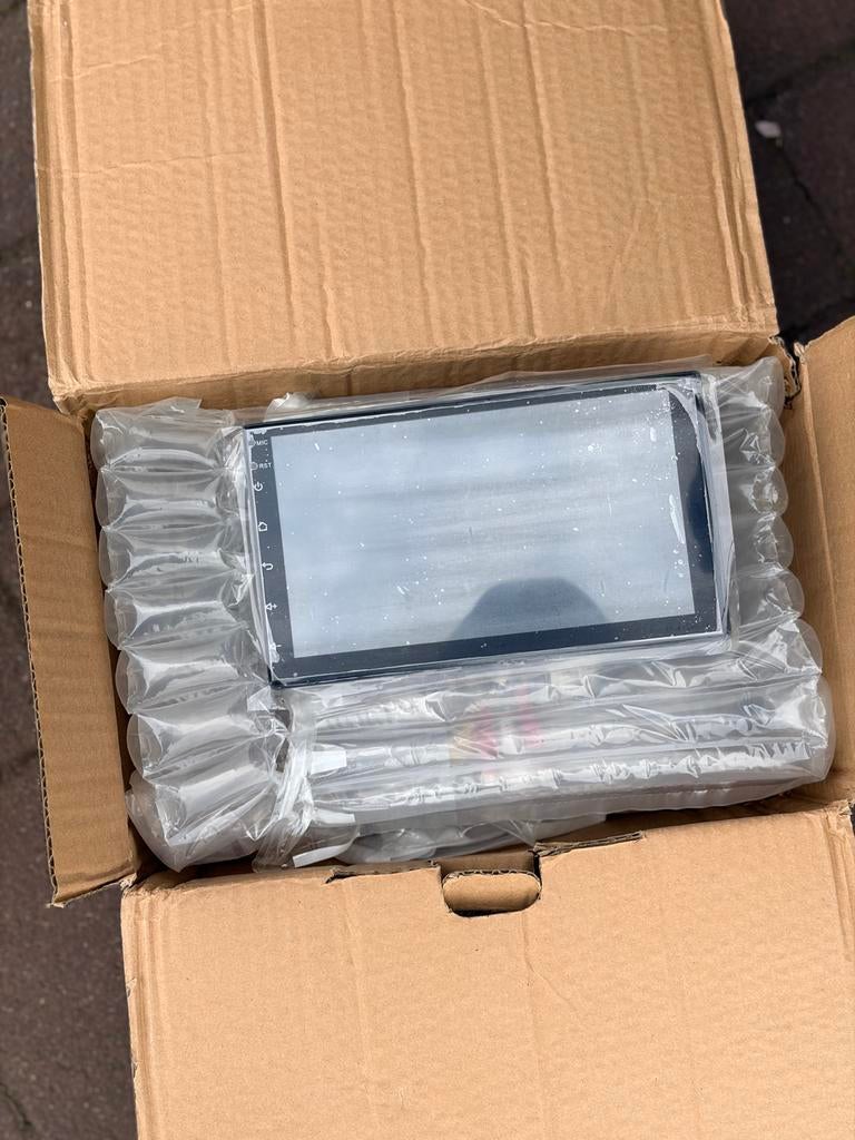 Nieuw Touchscreen Radio & Inbouwframe Suzuki Swift, Ophalen of Verzenden, Nieuw