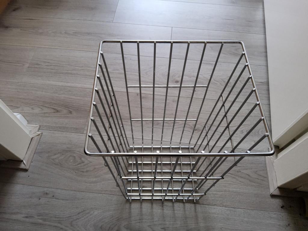 Wasmand voor in een kast, Huis en Inrichting, Verzenden
