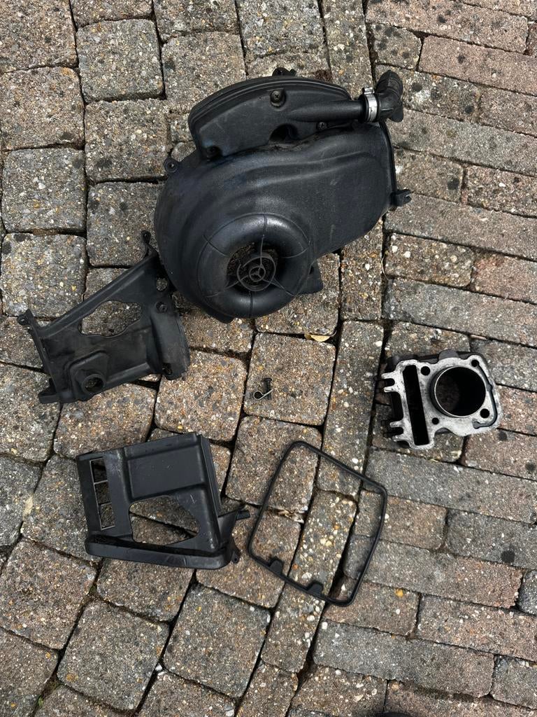 Zip 4 takt onderdelen, Ophalen of Verzenden, Gebruikt, Overige typen, Piaggio