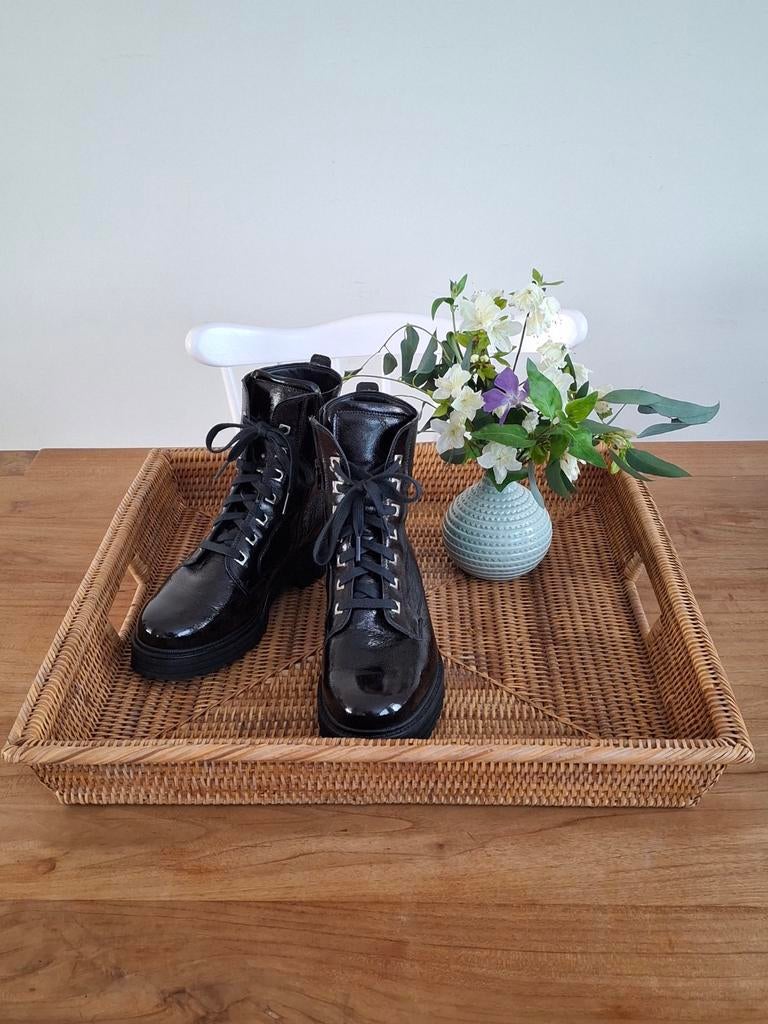 Durea Boots 39 - K Leest/wijdte zwart/groen lakleer, Kleding | Dames, Schoenen, Ophalen of Verzenden, Zo goed als nieuw, Zwart