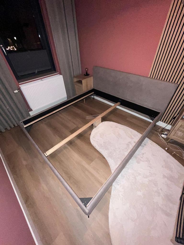 Gratis! Bed ombouw 180cm, Huis en Inrichting, Ophalen, Tweepersoons, 180 cm, Grijs
