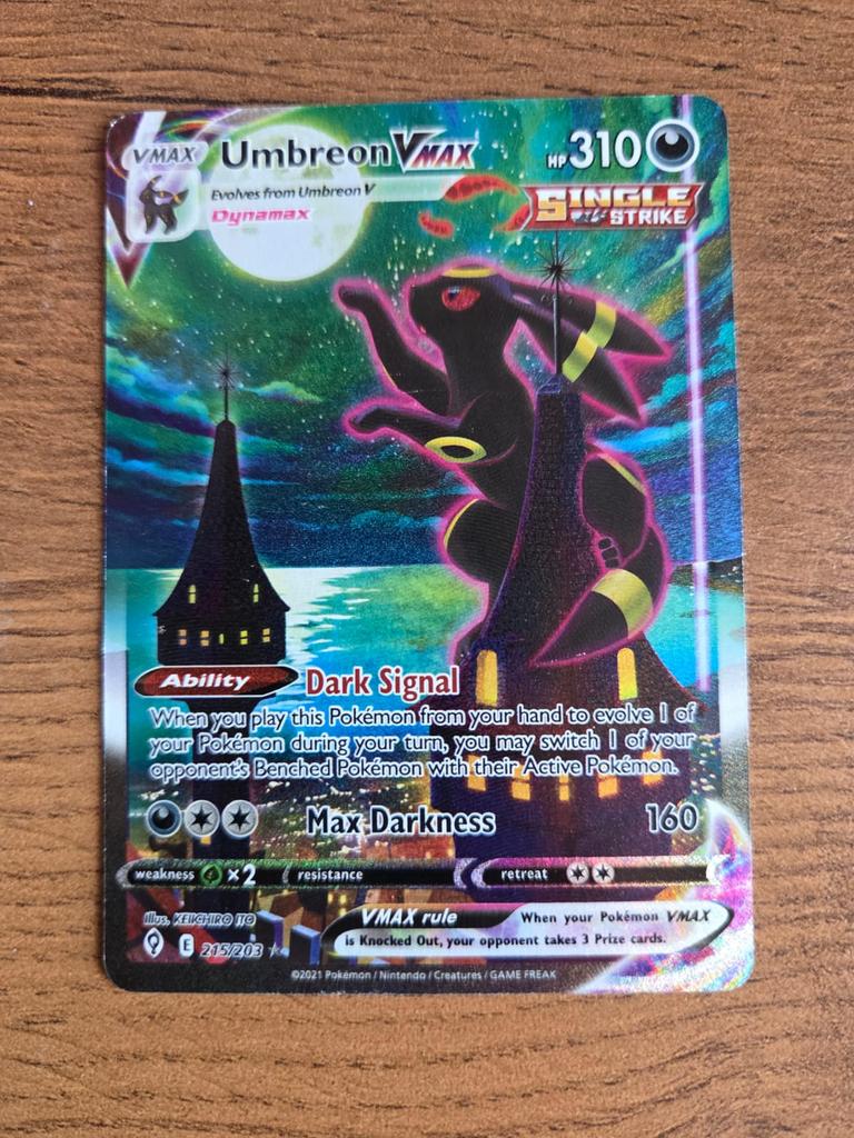 Umbreon vmax 215 evolving skies pokemon, Hobby en Vrije tijd, Verzamelkaartspellen | Pokémon, Ophalen of Verzenden, Zo goed als nieuw