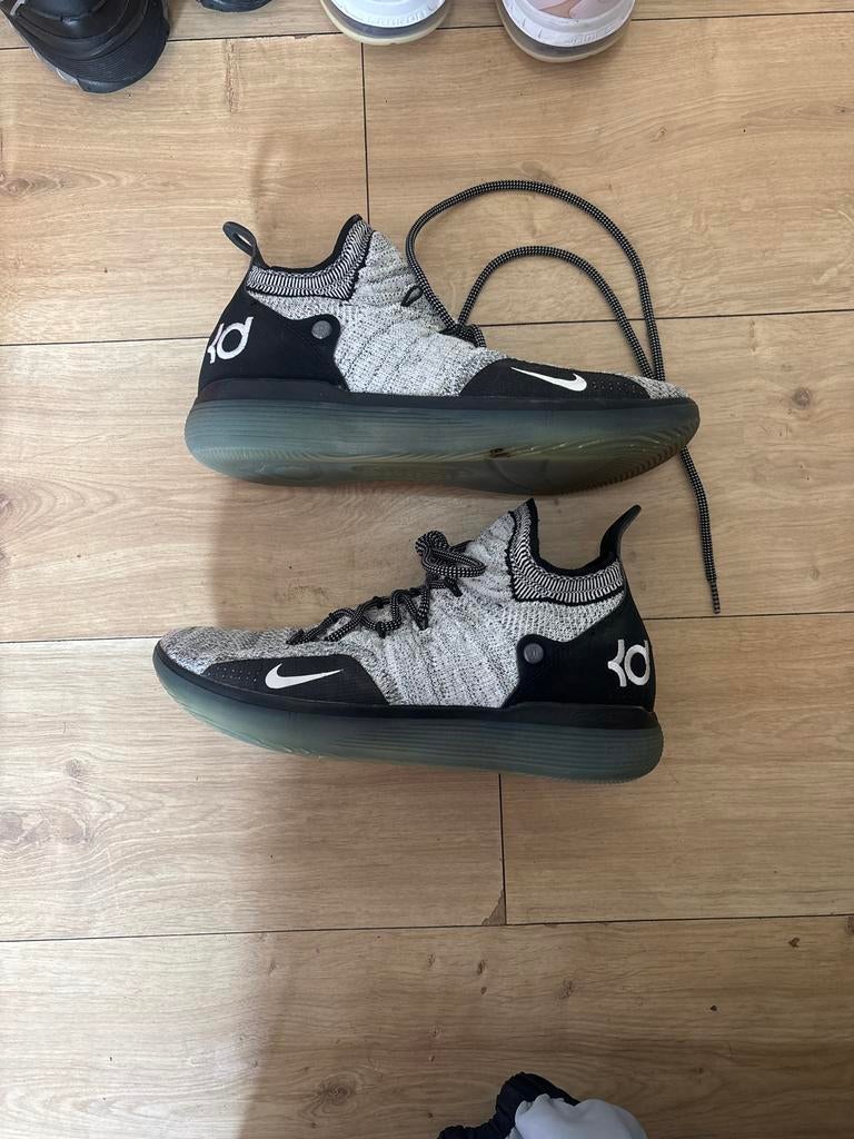 Nike KD basketbalschoenen maat 44, Kleding | Heren, Schoenen, Ophalen of Verzenden, Gedragen, Overige kleuren, Sneakers of Gympen