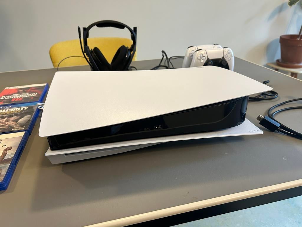 PlayStation 5 Disc-versie / + 1 TB SSD / Astro A50 / 2 contr, Spelcomputers en Games, Spelcomputers | Sony PlayStation 5, Ophalen