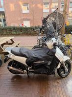 Aprilia 300cc Motorscooter 4T uit 2010, Scooter, 300 cc, Particulier, Sportuitlaat