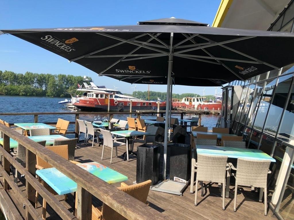 Parasol Swinkels 3 / 3,5 meter breed, Tuin en Terras, Ophalen, Gebruikt, 3 tot 4 meter, Zweefparasol