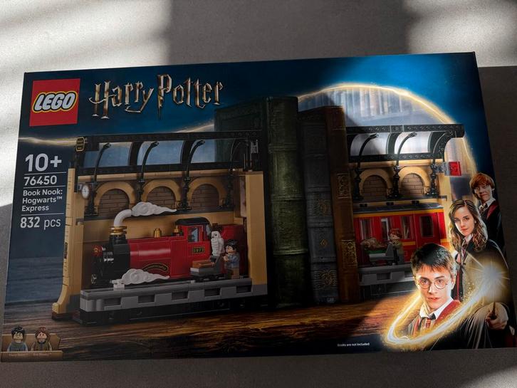 LEGO Harry Potter Boekensteun: De Zweinstein Express (76450, Kinderen en Baby's, Speelgoed | Duplo en Lego, Nieuw, Lego, Complete set