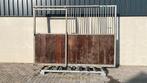 Voorwand met schuifdeur | 3000 x 2200 mm. | Gebruikt, Weidegang, 4 paarden of pony's of meer