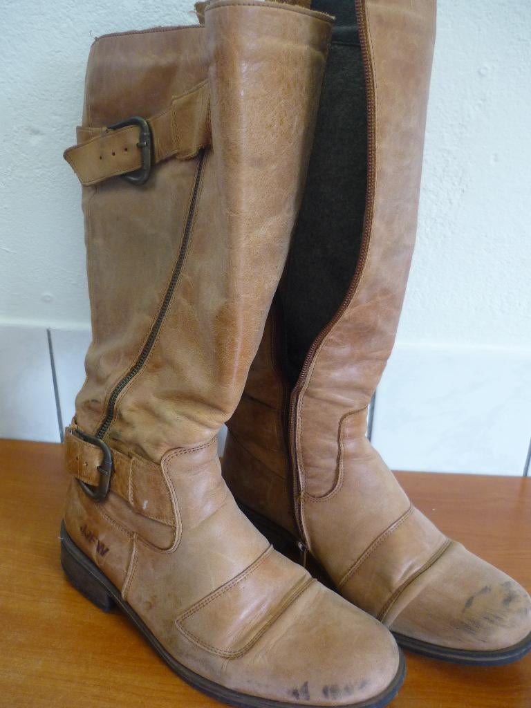 laarzen, Ophalen of Verzenden, Zo goed als nieuw, Bruin, Hoge laarzen