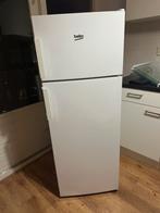 Beko Koelkast met vriezer, Ophalen, 150 tot 200 liter, Met aparte vriezer, Zo goed als nieuw