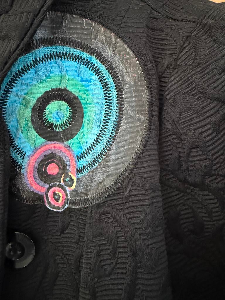 Zwarte Desigual tussenhas met kleurrijke details, Ophalen of Verzenden, Zo goed als nieuw, Maat 42/44 (L), Zwart
