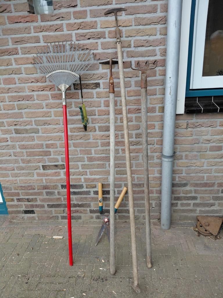 TUINGEREEDSCHAP HAK SCHOFFEL MESTGREEP SNOEISCHAAR., Ophalen, Schoffel