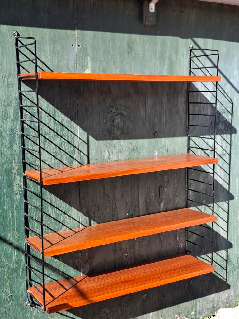 Vintage String boekenrek met 4 teak planken, Huis en Inrichting, Woonaccessoires | Wandplanken en Boekenplanken, Ophalen of Verzenden