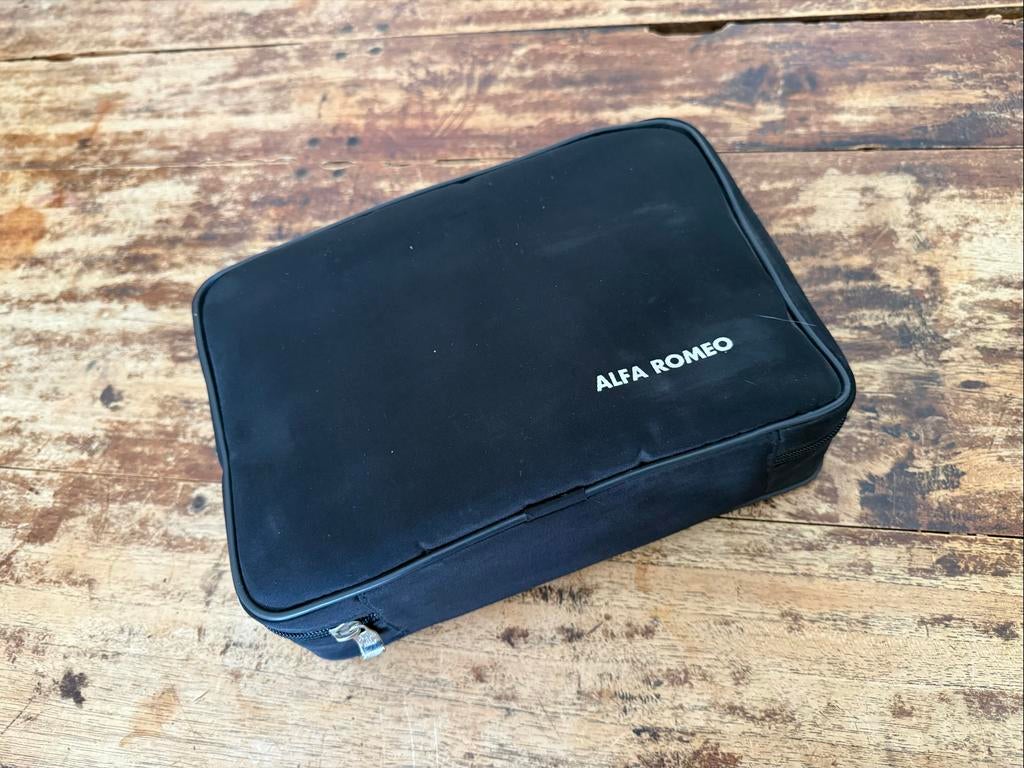 Originele Alfa Romeo bandenreparatieset met compressor, Ophalen of Verzenden, Gebruikt, Alfa Romeo
