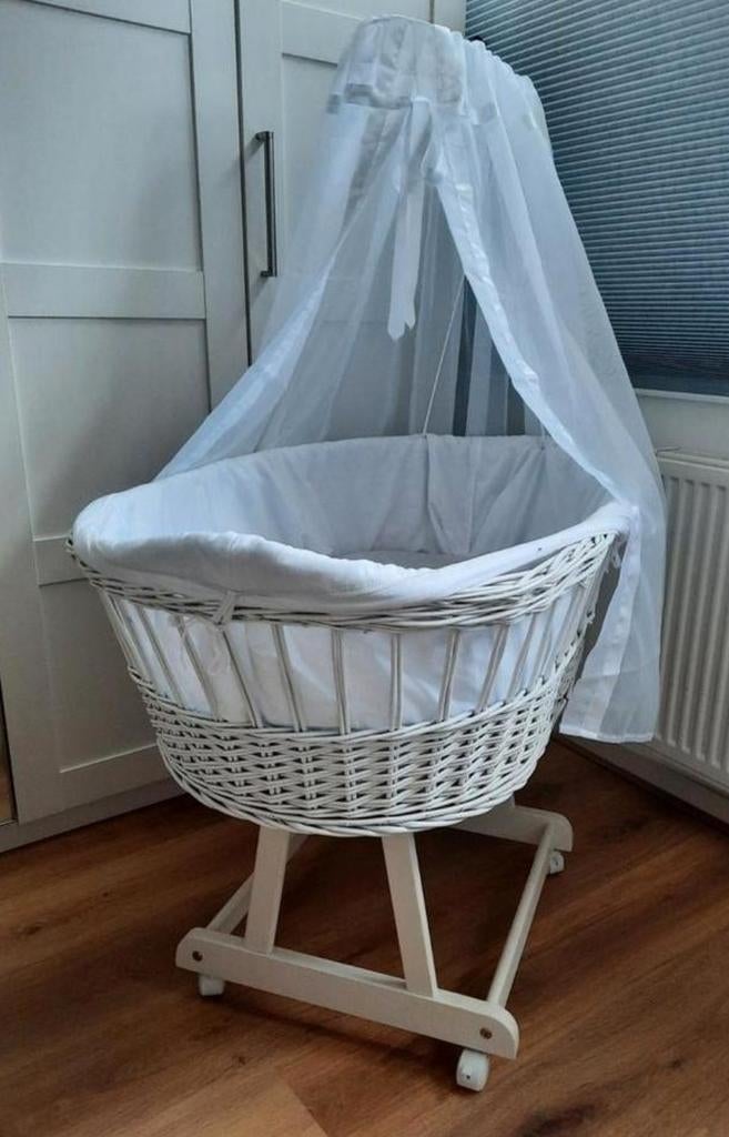 Rieten wieg met matras en hemeltje, verrijdbaar, Kinderen en Baby's, Babywiegjes en Ledikanten, Ophalen
