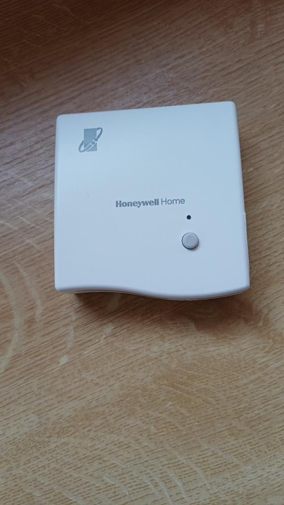 Honeywell Home RF Module - Draadloze Communicatie, Doe-het-zelf en Verbouw, Ophalen, Zo goed als nieuw