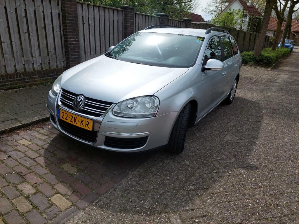 Volkswagen Golf 1.6 75KW Variant 2008 Grijs, Voorwielaandrijving, Stof, 4 cilinders, Handgeschakeld