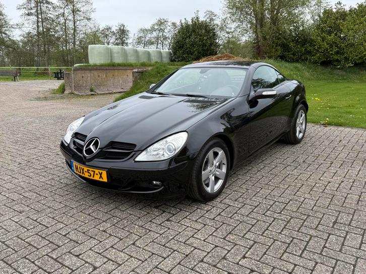 Mercedes-Benz SLK 3.0 Slk280 V6 Roadster AUT 2006 Zwart, Auto's, Mercedes-Benz, Particulier, SLK, ABS, Airbags, Airconditioning