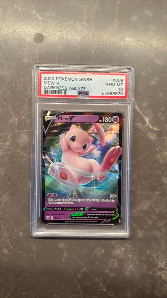 Pokemon Darkness Ablaze Mew V PSA 10, Ophalen of Verzenden, Zo goed als nieuw