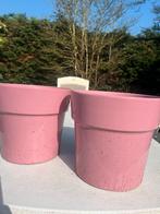 Twee roze bloempotten, Ophalen, Gebruikt, Rond, Binnen