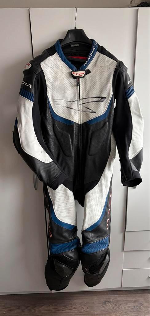 Macna eendelig leren motorpak maat 48, Motoren, Kleding | Motorkleding, Overall, Heren, Tweedehands, Ophalen