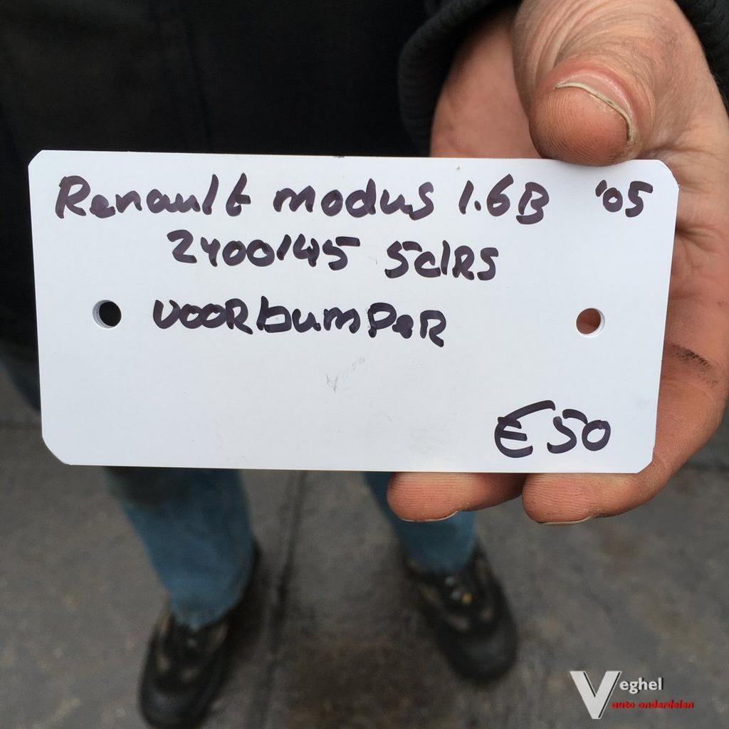 Renault Modus 1.6 B 5 drs 2005 Wagennr 2400145 Voorbumper