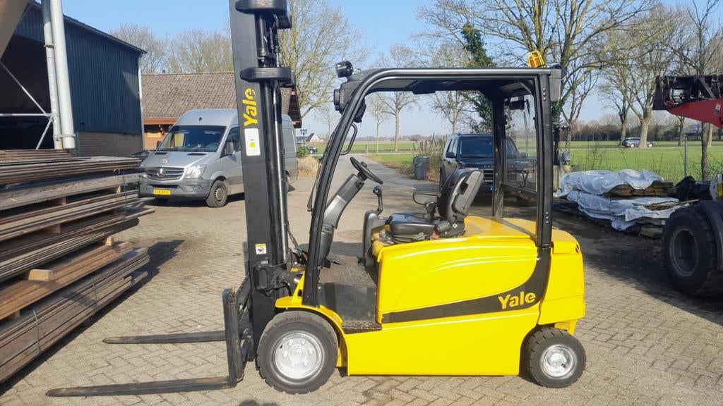 3 ton Yale elektrische heftruck triplo 6m,freelift,sideshift, Zakelijke goederen, Machines en Bouw | Heftrucks en Intern transport