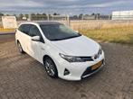 Toyota Auris 1.8 Hybrid Lease Pro |Clima |Camera | JBL |Pano, Wit, Origineel Nederlands, 1798 cc, 25 km/l
