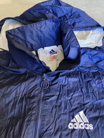 Regenjack - merk Adidas - maat M.  - - - - PRIJS VERLAAGD beschikbaar voor biedingen
