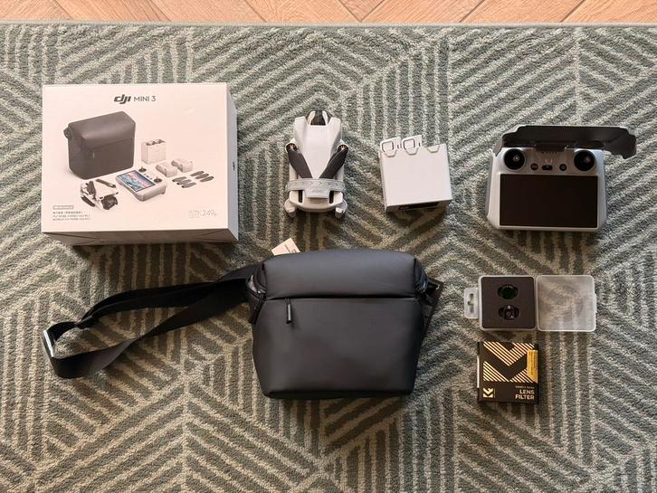 DJI Mini 3 Fly More Combo RC + DJI Care Refresh, Audio, Tv en Foto, Drones, Gebruikt, Drone met camera, Ophalen of Verzenden