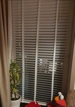 Witte houten jaloezieën - 1m breed, 2m+ lang, Huis en Inrichting, Stoffering | Gordijnen en Lamellen, Ophalen, 100 tot 150 cm