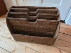 Vintage rotan lectuurbak, Huis en Inrichting, Woonaccessoires | Krantenbakken en Lectuurbakken, Ophalen of Verzenden, Zo goed als nieuw