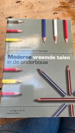 F. Staatsen - Moderne vreemde talen in de onderbouw, Ophalen of Verzenden, Zo goed als nieuw, F. Staatsen; S. Heebing; E. van Renselaar