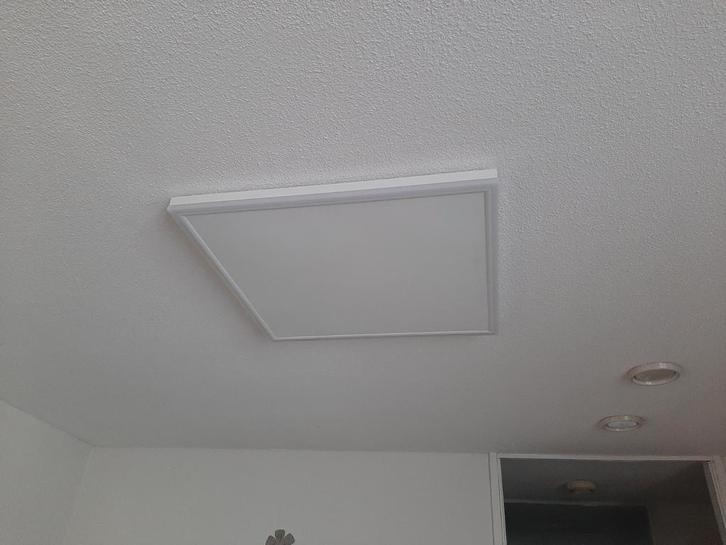 Infrarood warmtepaneel met LED, Doe-het-zelf en Verbouw, Verwarming en Radiatoren, Zo goed als nieuw, Overige typen, 30 tot 80 cm