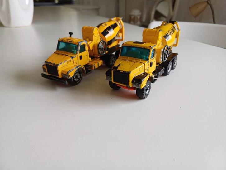 Siku betonmixer vrachtwagens sloper voor onderdelen zie foto, Hobby en Vrije tijd, Modelauto's | 1:50, Gebruikt, Bus of Vrachtwagen