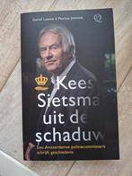 KEES SIETSMA uit de Schaduw, Ophalen of Verzenden, Zo goed als nieuw