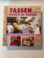 Tirion Tassen maken de vrouw exclusief patroonboek tassen, Boeken, Ophalen of Verzenden, Zo goed als nieuw
