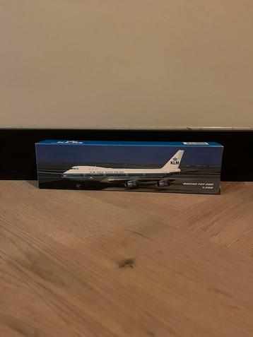 Klm vliegtuig beschikbaar voor biedingen