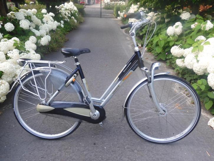 Hele mooie Gazelle Chamonix met 8 versnellingen 49 frame, Fietsen en Brommers, Fietsen | Dames | Damesfietsen, Zo goed als nieuw