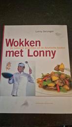 Kookboek: Wokken met Lonny, Hoofdgerechten, Azië en Oosters, Ophalen of Verzenden, Zo goed als nieuw