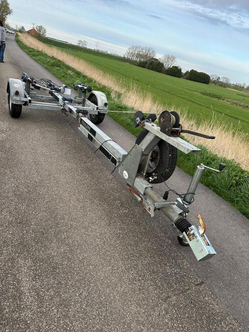 Riba boot trailer, Watersport en Boten, Boottrailers, Gebruikt, Minder dan 1500 kg, Verstelbare verlichting, Met rollen, Ophalen