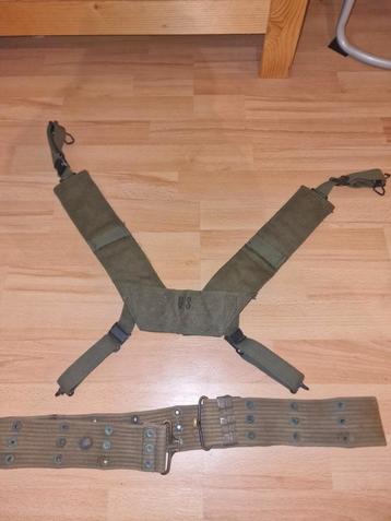 M1956 suspenders en pistolbelt vietnam oorlog