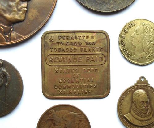Wereld lot met 10 verschillende penningen en tokens e.d., Postzegels en Munten, Penningen en Medailles, Ophalen of Verzenden