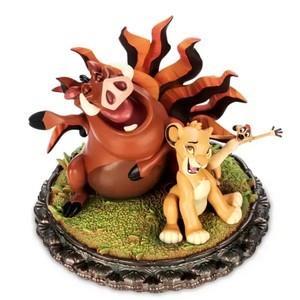 Disneystore groot lion king 30ste verjaardag beeld. beschikbaar voor biedingen