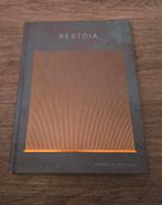 Harry Bertoia designer; meubels, sieraden, beeldhouwwerk,, Ophalen of Verzenden, Gelezen, Fotografen